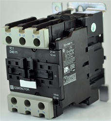 TC1-D4011-F7...3 POLE CONTACTOR 110-120/50-60VAC, WITH AC OPERATING COIL, N O & N C AUX CONTACT