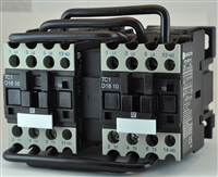 TC2-D1811-B6...3 POLE REVERSING CONTACTOR 24/60VAC, WITH AC OPERATING COIL, N O & N C AUX CONTACT