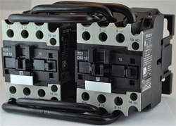TC2-D3210-T6...3 POLE REVERSING CONTACTOR 480/60VAC, WITH AC OPERATING COIL, N O AUX CONTACT