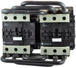 TC2-D9511-B6...3 POLE REVERSING CONTACTOR 24/60VAC, WITH AC OPERATING COIL, N O & N C AUX CONTACT