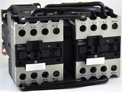 TP2-D2501-BD...3 POLE REVERSING CONTACTOR 24VDC, WITH DC OPERATING COIL, N-C AUX CONTACT